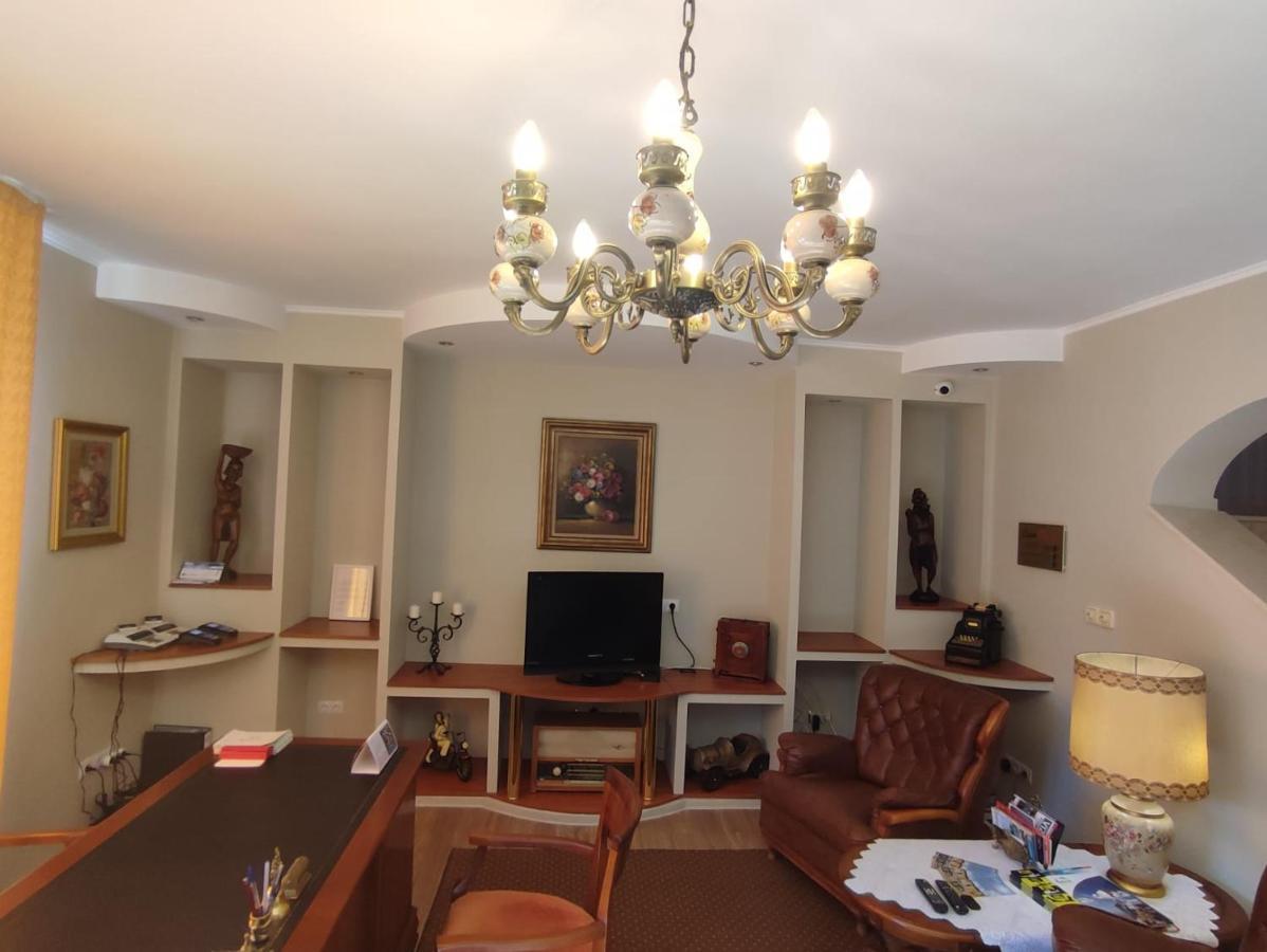 Casa Alina Ξενοδοχείο Ντέβα Εξωτερικό φωτογραφία